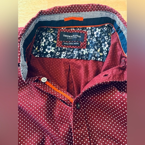 Denim & Flower Slim Fit Button Up Shirt Men's Sz M Burgundy Contrast Cuff Cotton - Picture 10 of 10